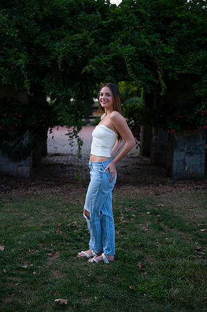 MEG_2827